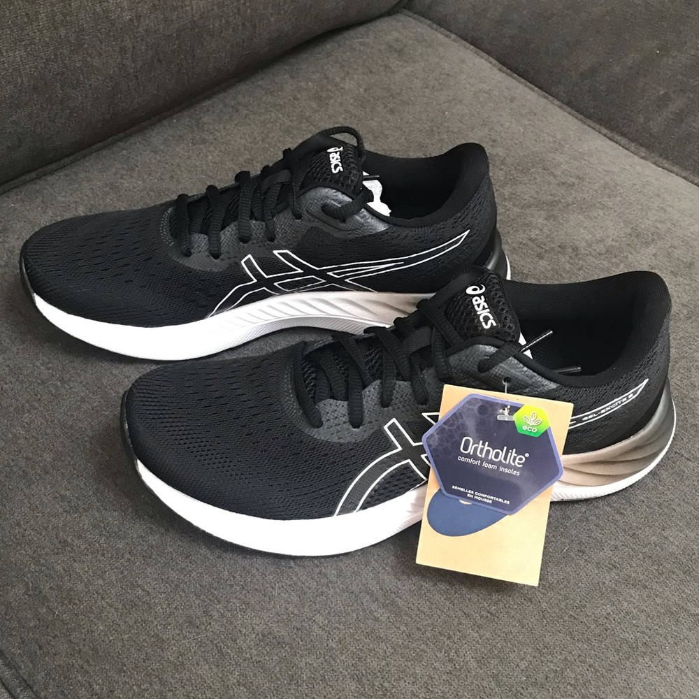 Womens Asics Gel-Excite shoes size 8 black white